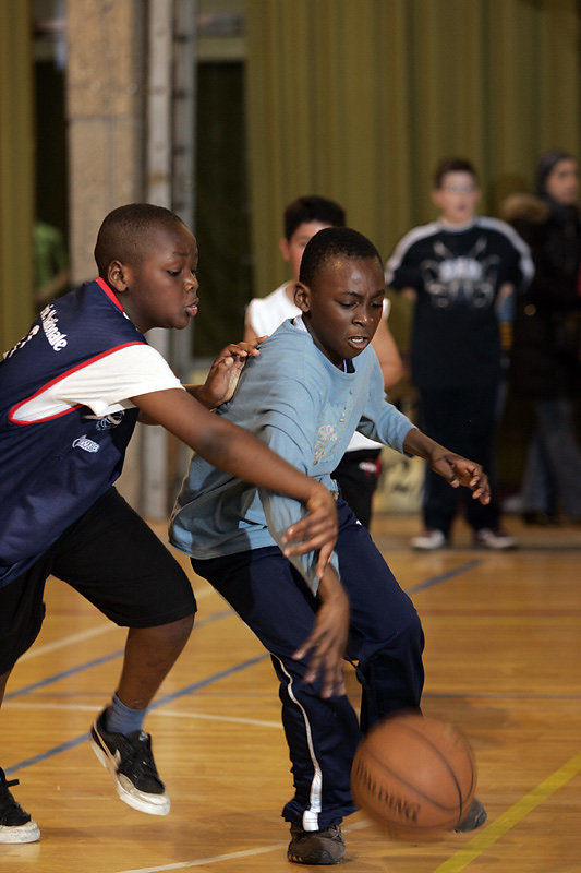 TOURNOI INTESCOLAIRE DE BASKET