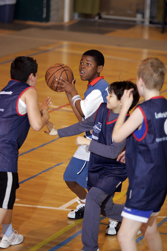 TOURNOI INTESCOLAIRE DE BASKET